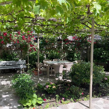 Mari Guest House Telavi Exterior photo