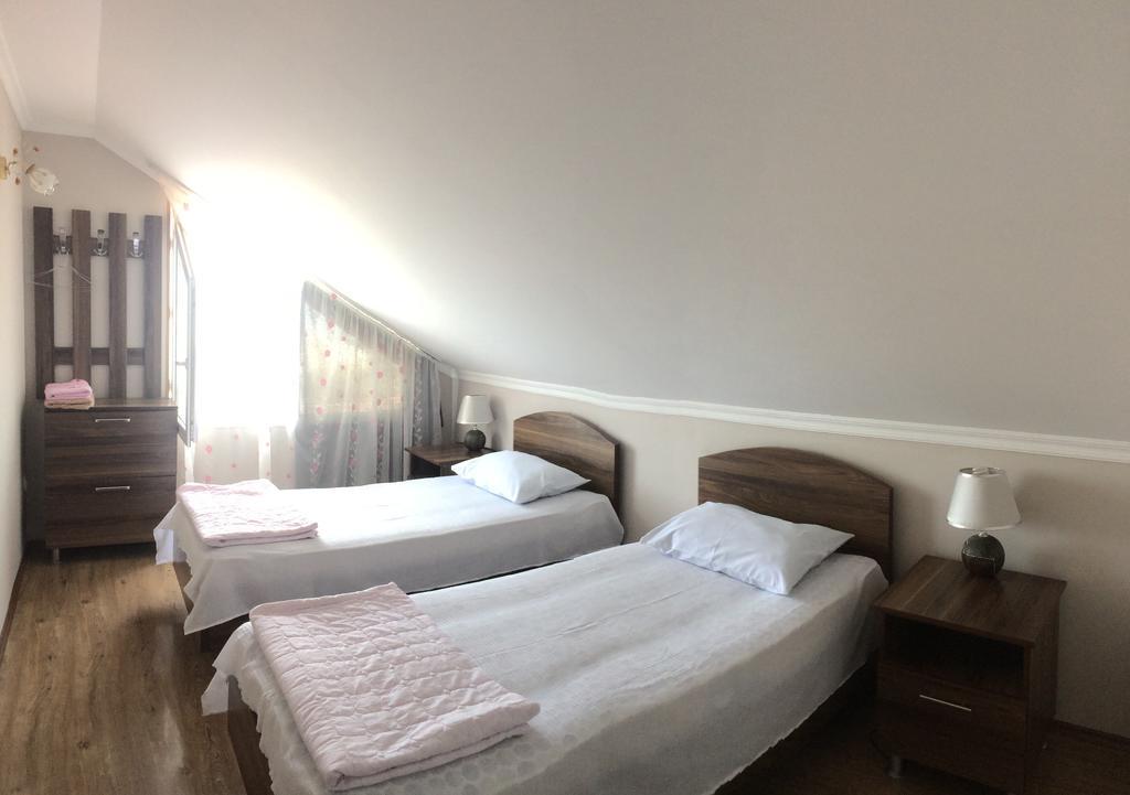 Mari Guest House Telavi Exterior photo