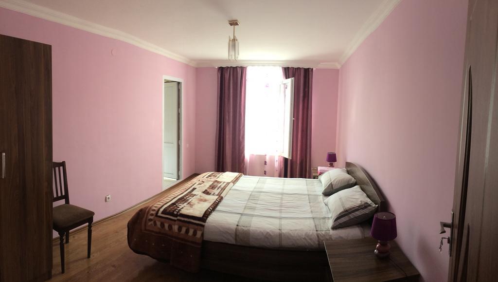 Mari Guest House Telavi Exterior photo