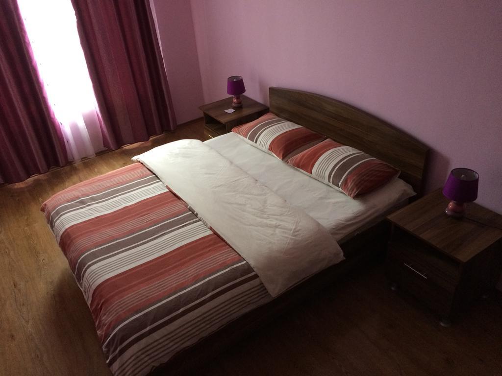 Mari Guest House Telavi Exterior photo