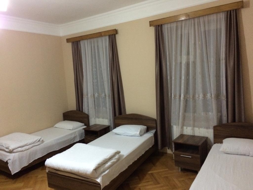 Mari Guest House Telavi Exterior photo